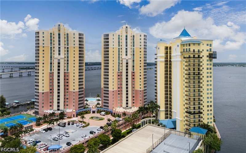 3 bedroom Condominium at 2743 1st St 704, Riviera, Fort Myers — photo 1