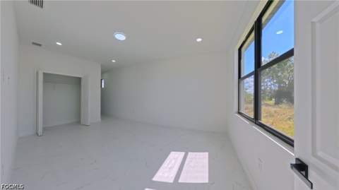 2907 Colin Ave S, Lehigh Acres FL - photo 14 of 33
