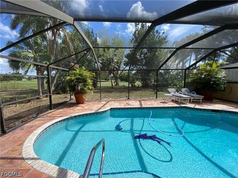 2 bedroom Attached at 19966 Lake Vista Cir, Lehigh Acres, Lehigh Acres — photo 1