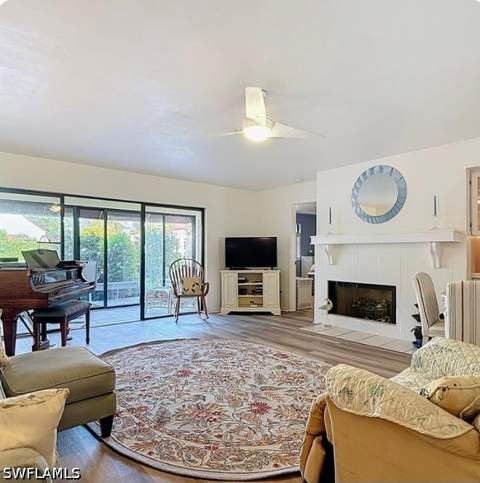 627 Serendipity Dr 627, Naples FL - photo 6 of 24