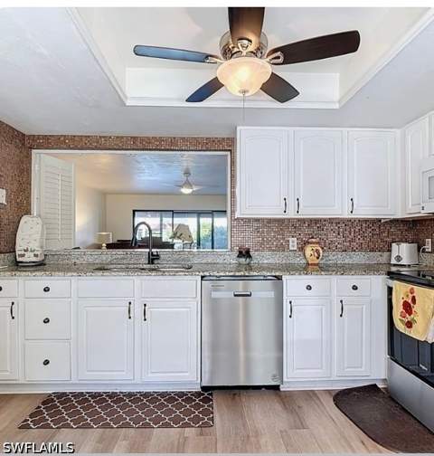 627 Serendipity Dr 627, Naples FL - photo 7 of 24