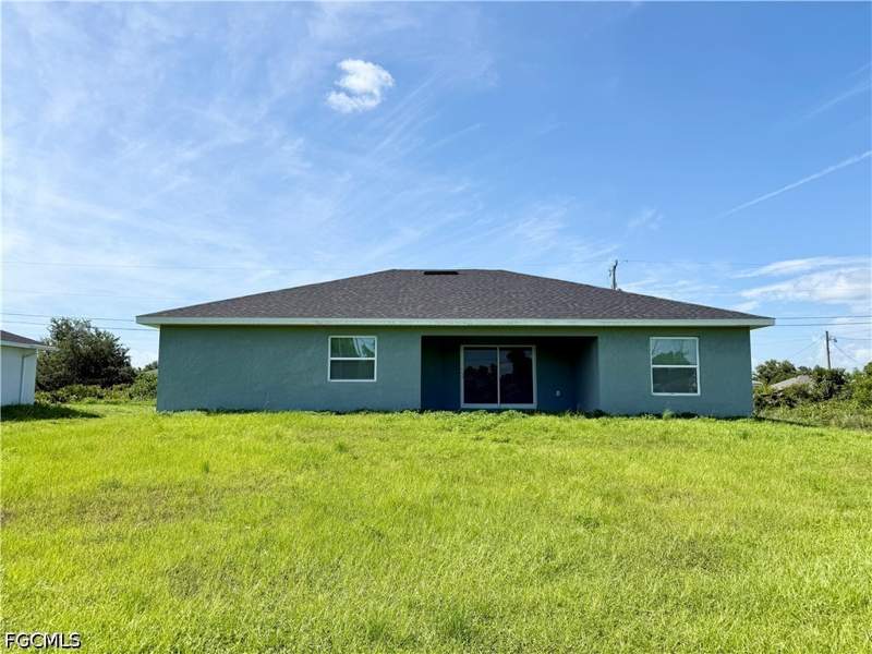 4 bedroom SingleFamilyResidence at 3705 26th St SW, Lehigh Acres, Lehigh Acres — photo 3