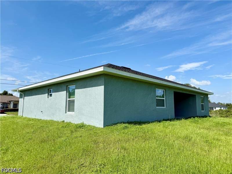 4 bedroom SingleFamilyResidence at 3705 26th St SW, Lehigh Acres, Lehigh Acres — photo 4