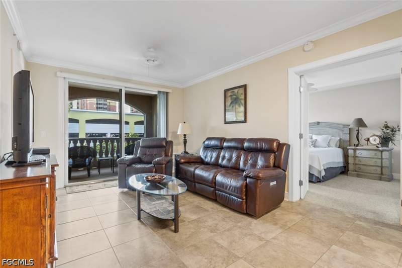 2 bedroom Condominium at 2825 Palm Beach Blvd 203, Alta Mar, Fort Myers — photo 2