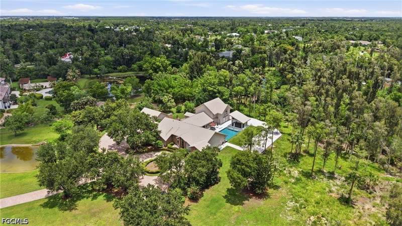 4 bedroom SingleFamilyResidence at 15821 Shamrock Dr, Briarcliff, Fort Myers — photo 5