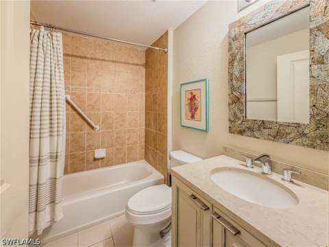 3510 Avion Woods Ct 104, Naples FL - photo 20 of 45