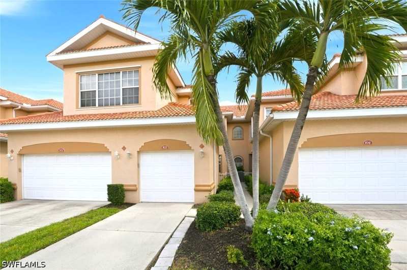 2 bedroom Condominium at 5120 W Hyde Park Ct 103, Bell Tower Park, Fort Myers — photo 1