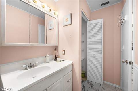 1001 Pine Isle Ln 1001, Naples FL - photo 15 of 34