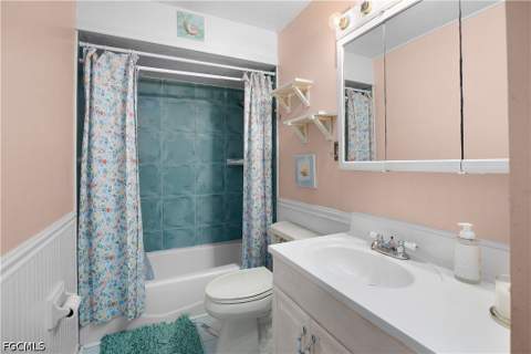 1001 Pine Isle Ln 1001, Naples FL - photo 16 of 34