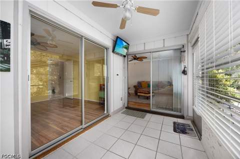 1001 Pine Isle Ln 1001, Naples FL - photo 19 of 34