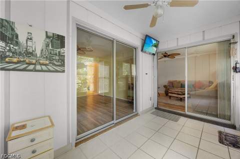 1001 Pine Isle Ln 1001, Naples FL - photo 20 of 34
