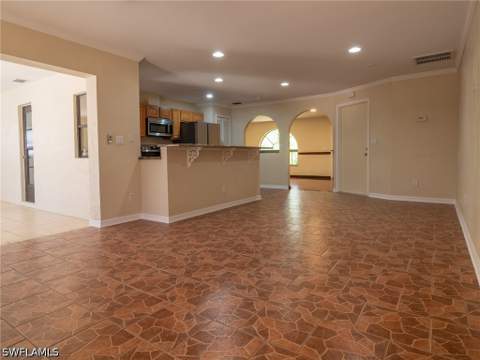 18414 Tulip Rd, Fort Myers FL - photo 11 of 37