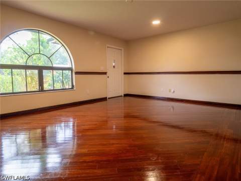 18414 Tulip Rd, Fort Myers FL - photo 6 of 37