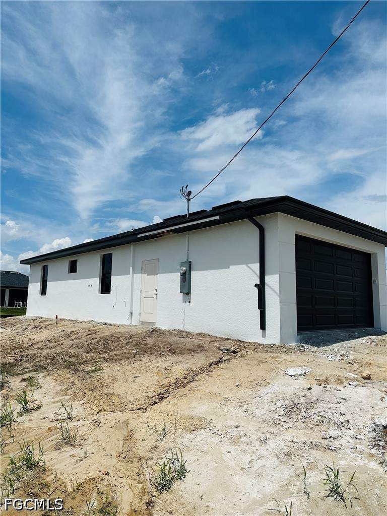 3 bedroom SingleFamilyResidence at 4016 9th St SW, Lehigh Acres, Lehigh Acres — photo 3