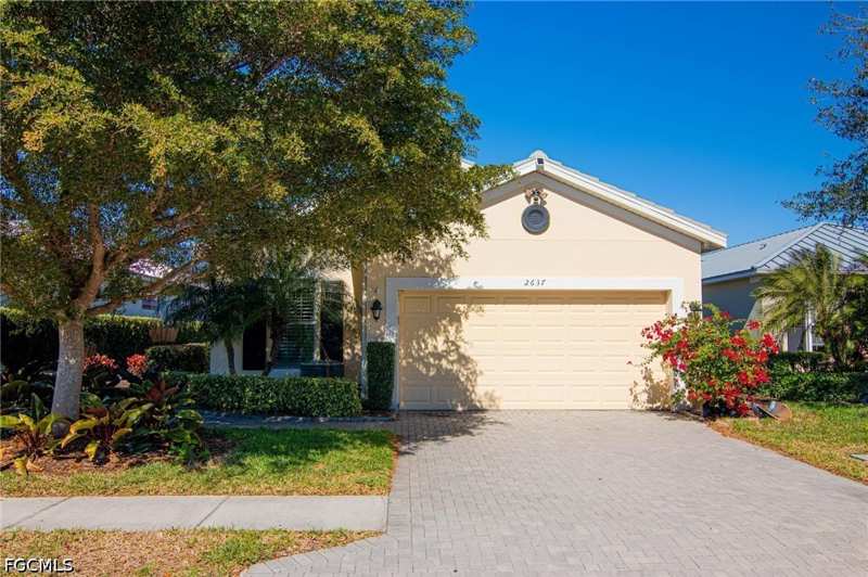 3 bedroom SingleFamilyResidence at 2637 Vareo Ct, Sandoval, Cape Coral — photo 1