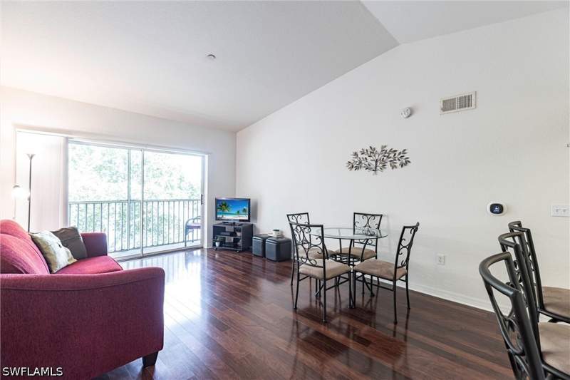 3 bedroom Condominium at 8274 Key Royal Cir 1036, Key Royal Condominiums, Naples — photo 4