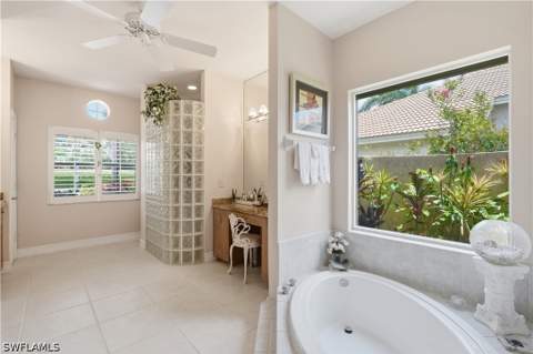 11811 Longshore Way E, Naples FL - photo 14 of 38