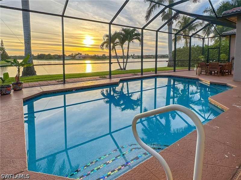 4 bedroom SingleFamilyResidence at 605 Grand Rapids Blvd, Waterways Of Naples, Naples — photo 1