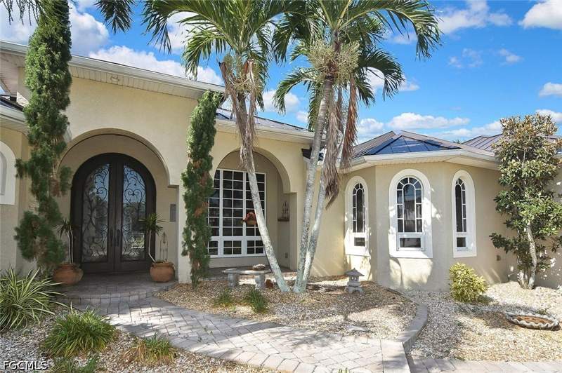 4 bedroom SingleFamilyResidence at 2808 SW 33rd Ter, Cape Coral, Cape Coral — photo 3