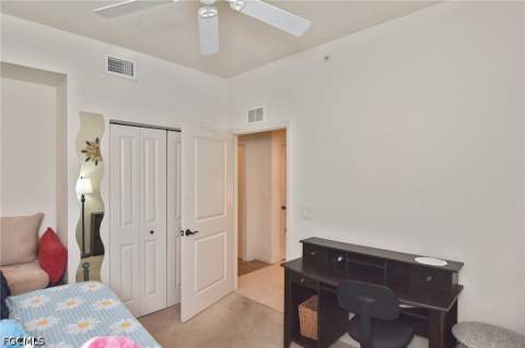 10021 Lake Cove Dr 101, Fort Myers FL - photo 24 of 50