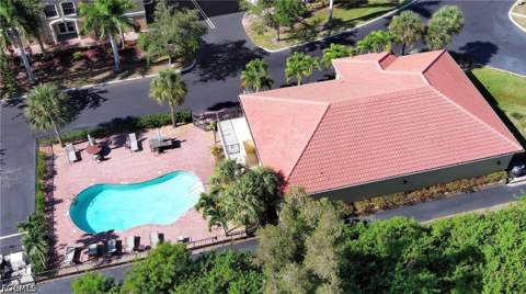 10021 Lake Cove Dr 101, Fort Myers FL - photo 7 of 50
