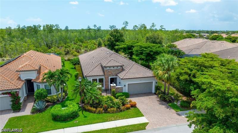 3 bedroom SingleFamilyResidence at 8879 Vaccaro Ct, Esplanade, Naples — photo 3