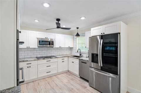 15180 Briar Ridge Cir, Fort Myers FL - photo 19 of 36