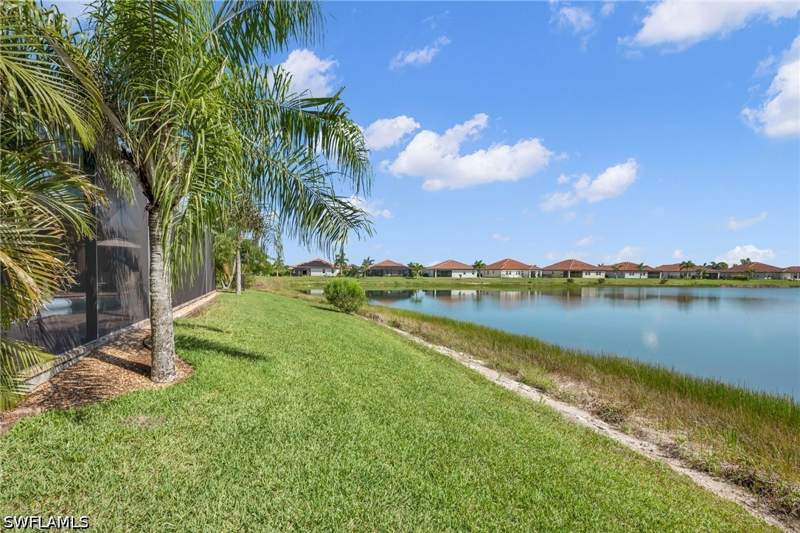 4 bedroom SingleFamilyResidence at 2111 Grove Dr, Valencia Lakes, Naples — photo 2