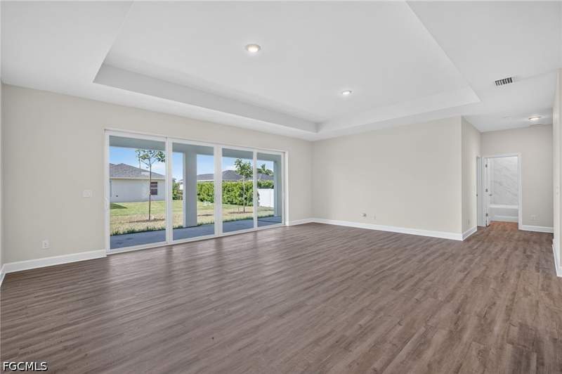 4 bedroom SingleFamilyResidence at 1208 NW 19th St, Cape Coral, Cape Coral — photo 2