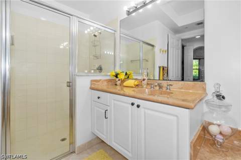 1405 Mariposa Cir 102, Naples FL - photo 15 of 43