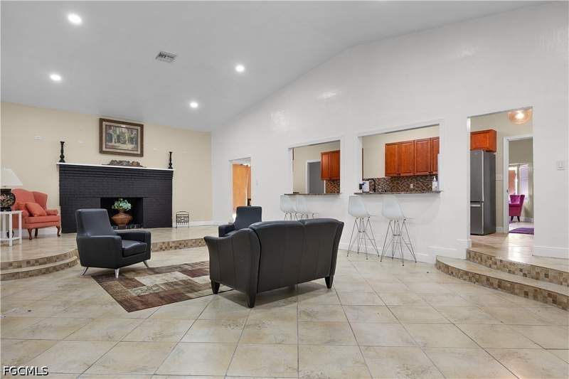 4 bedroom SingleFamilyResidence at 7823 Marx Dr, Suncoast Estates Unrec, North Fort Myers — photo 5