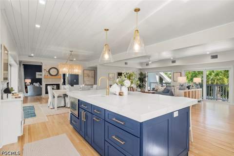 1048 Kings Crown Dr, Sanibel FL - photo 12 of 50