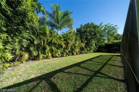 59 Wickliffe Dr, Naples FL - photo 21 of 50