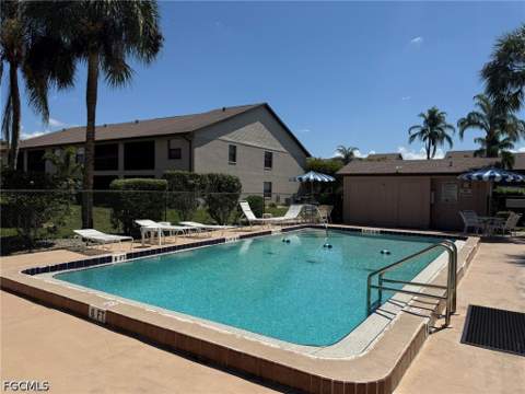 5751 Foxlake Dr A, North Fort Myers FL - photo 7 of 28