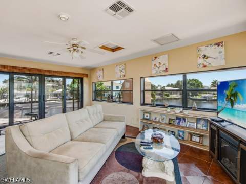 197 Gulfport Ct, Marco Island FL - photo 18 of 50