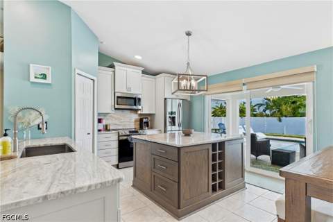 1732 SW 36th Ter, Cape Coral FL - photo 15 of 47