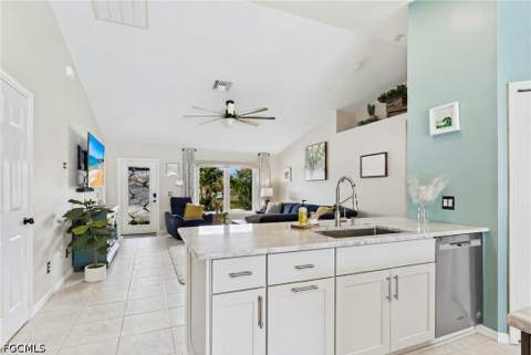 1732 SW 36th Ter, Cape Coral FL - photo 16 of 47