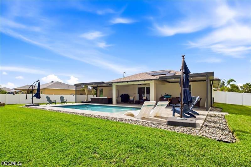 3 bedroom SingleFamilyResidence at 1732 SW 36th Ter, Cape Coral, Cape Coral — photo 4