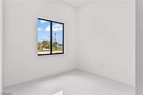 1809 SW Trafalgar Pkwy, Cape Coral FL - photo 13 of 17