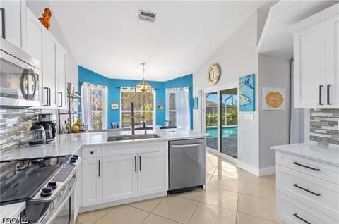 2101 SW 29th Ter, Cape Coral FL - photo 16 of 37