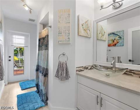 2101 SW 29th Ter, Cape Coral FL - photo 23 of 37