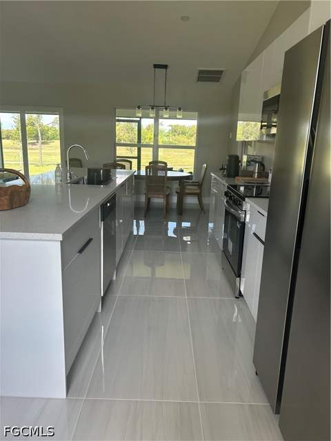 1534 NW 25th Ave, Cape Coral FL - photo 12 of 28