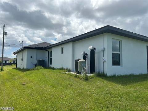 1534 NW 25th Ave, Cape Coral FL - photo 6 of 28