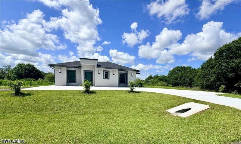 3 bedroom SingleFamilyResidence at 7655 7th Pl, Wheelers Subd, Labelle — photo 1