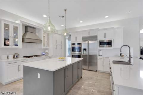 4541 Azalea Dr, Naples FL - photo 6 of 39
