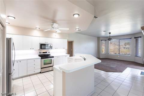 8361 Trentwood Ct, Fort Myers FL - photo 12 of 48