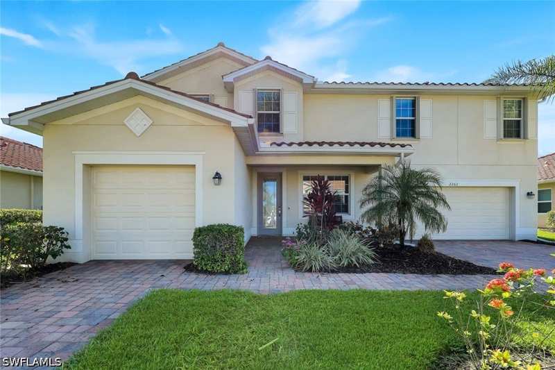 5 bedroom SingleFamilyResidence at 2262 Vermont Ln, The Groves At Orange Blossom Ranch, Naples — photo 1