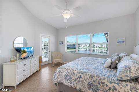 12131 Summergate Cir 203, Fort Myers FL - photo 17 of 28