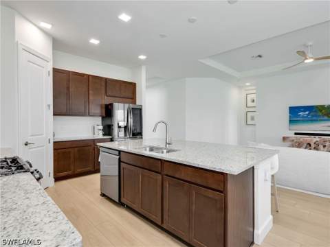 11934 Molto Dr, Fort Myers FL - photo 10 of 46