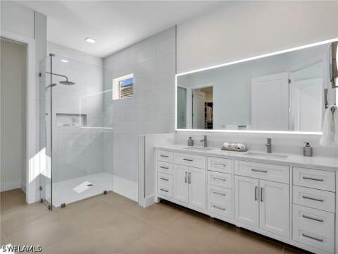11934 Molto Dr, Fort Myers FL - photo 17 of 46